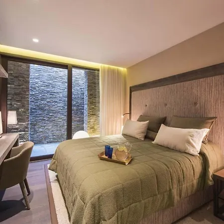 Chalet Lodge